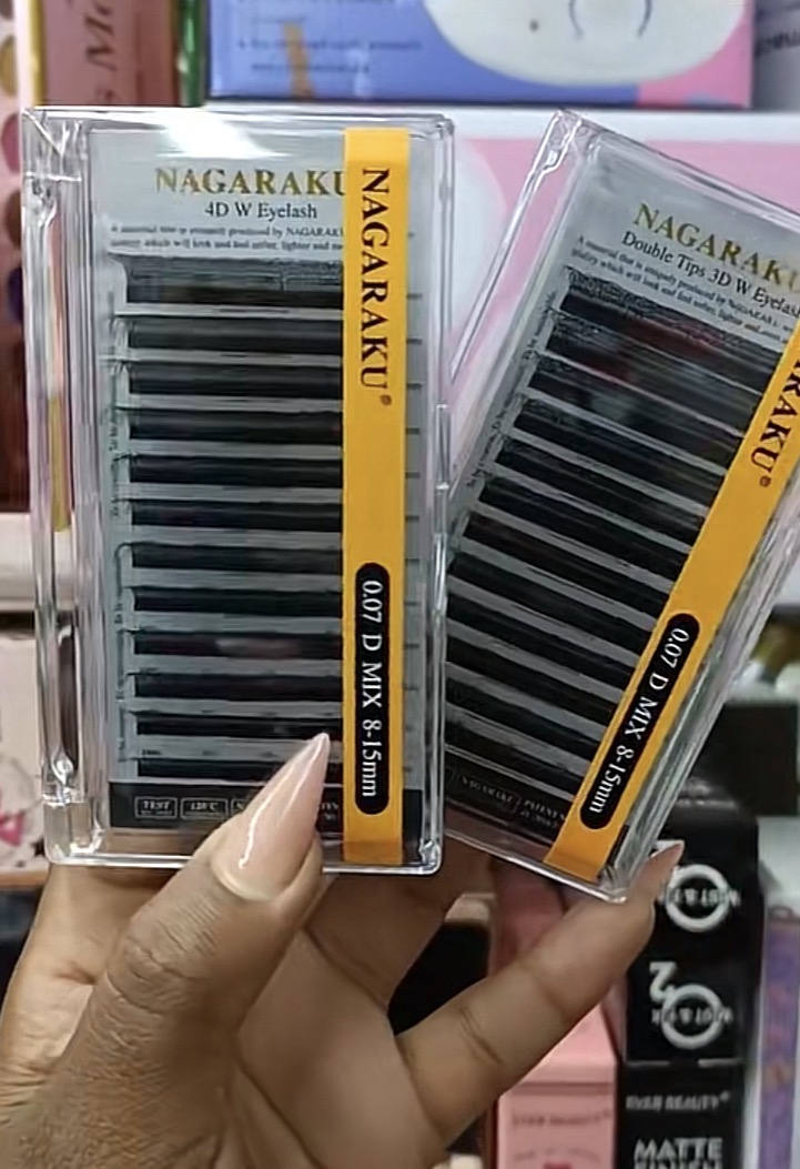 Nagaraku Eyelashes